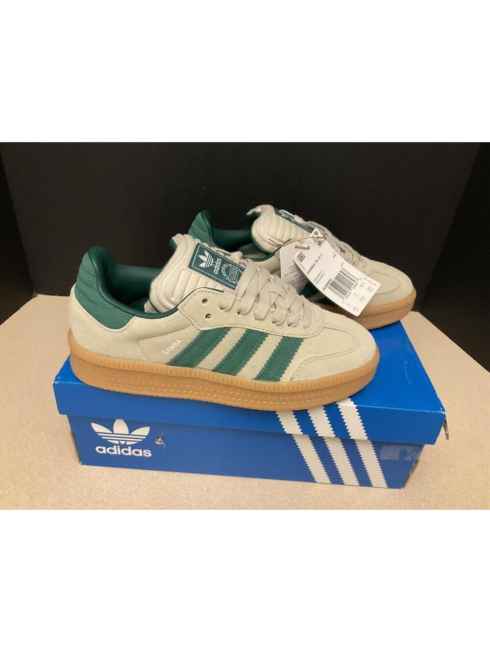 New! Youth’s Adidas Samba XLG J Putty Grey/Collegiate Green Shoes. Size 4.5Y.